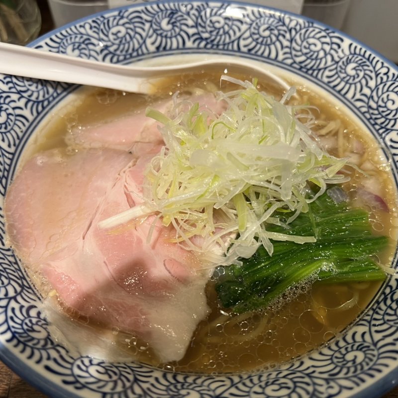 濃厚あっさり中華そば(中華そば　貝香屋)