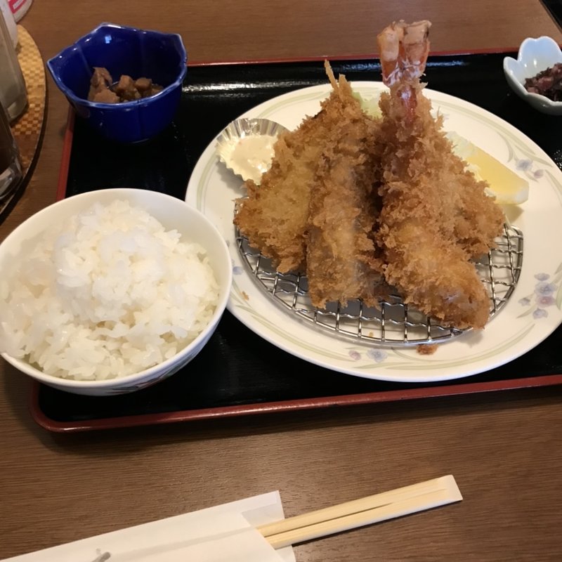 車海老フライとアジフライ定食(おさかな食堂 大原)