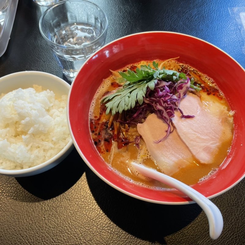 札幌味噌(MEN-EIJI HIRAGISHI BASE (麺eiji 平岸ベース))