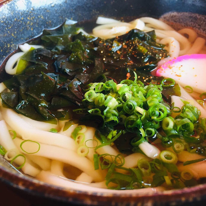 外浦産わかめうどん(道の駅　なんごう )
