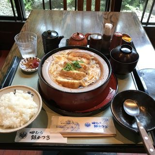 豆腐かつ煮鍋(田むら 銀かつ亭 （たむら ぎんかつてい）)