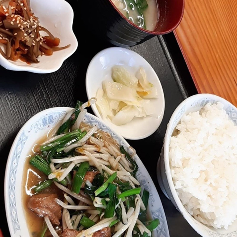 レバニラ定食(信伸)