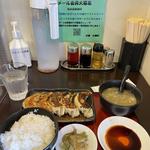 アントン餃子定食