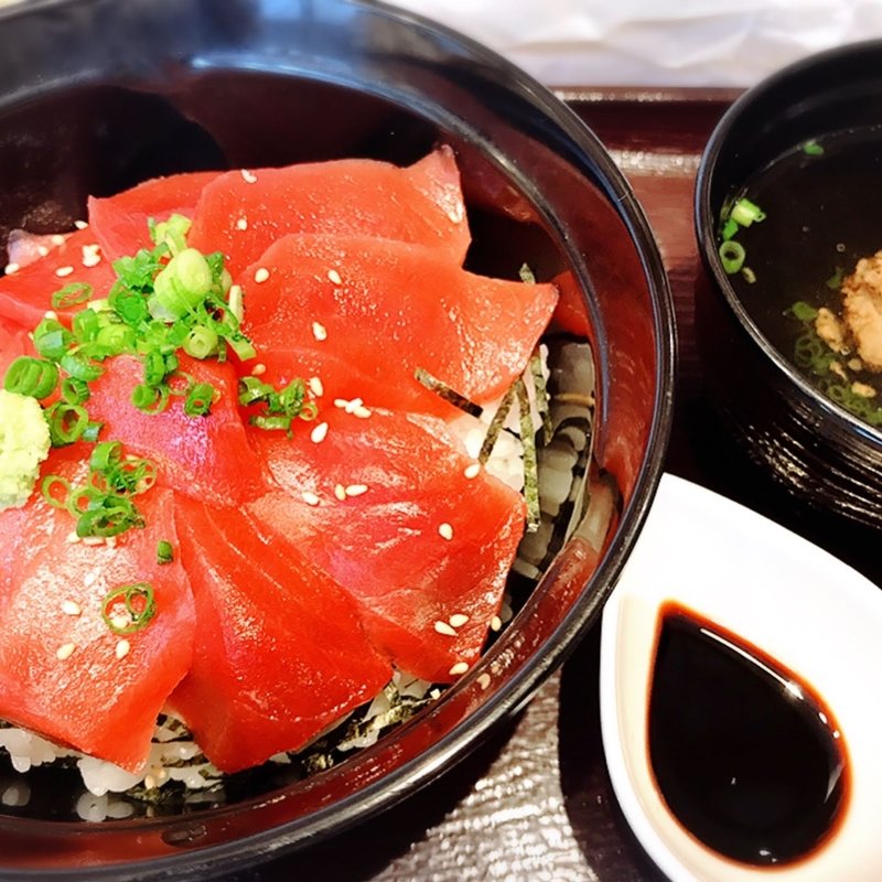 マグロ丼(九州まぐろ 旦過店)