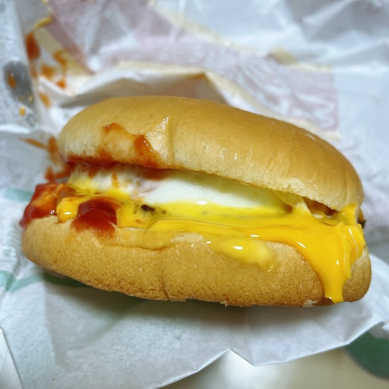 エグチ（エッグチーズバーガー）(マクドナルド 池尻大橋店 （マクドナルド池尻大橋店）)