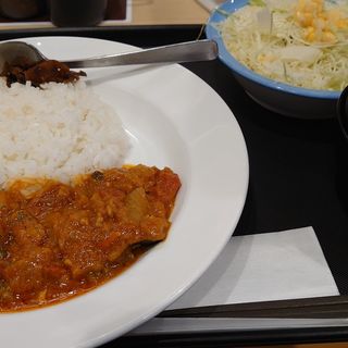 ラタトゥイユカレー+生野菜(松屋 大井町店 )