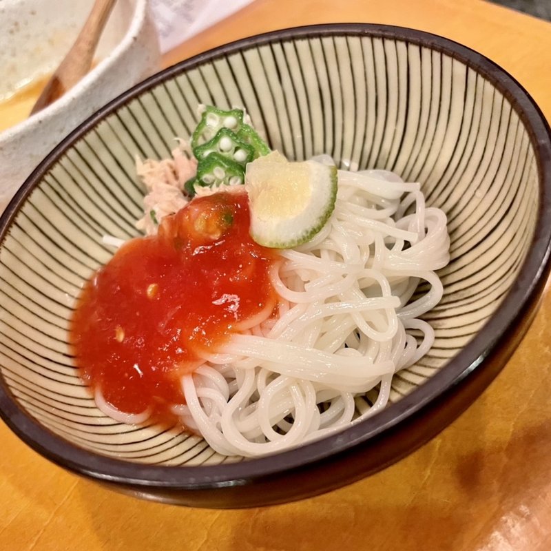 お通し（素麺）(焼き鳥の軍ぞう )