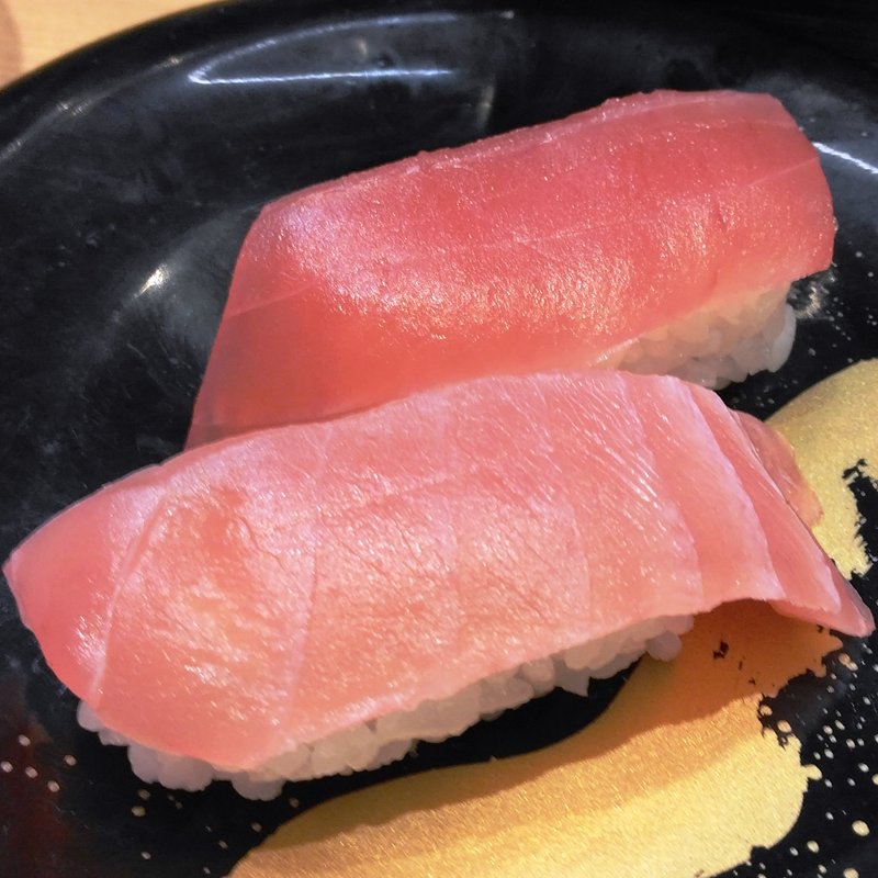 まぐろ(回転すし 日本一 千日前店 )