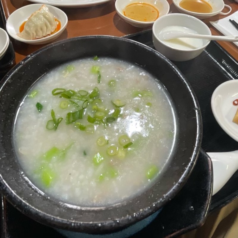 豚肉のお粥(優味彩)