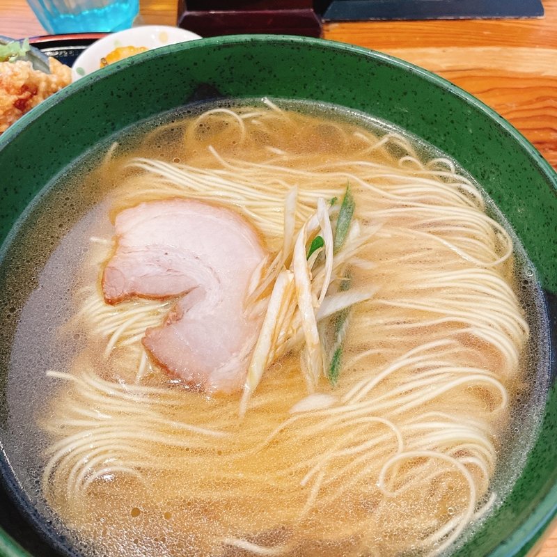 ラーメン(ラーメン処　遊 )