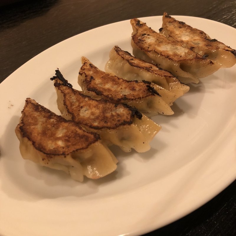 餃子(豚足ハイボール酒場長介)