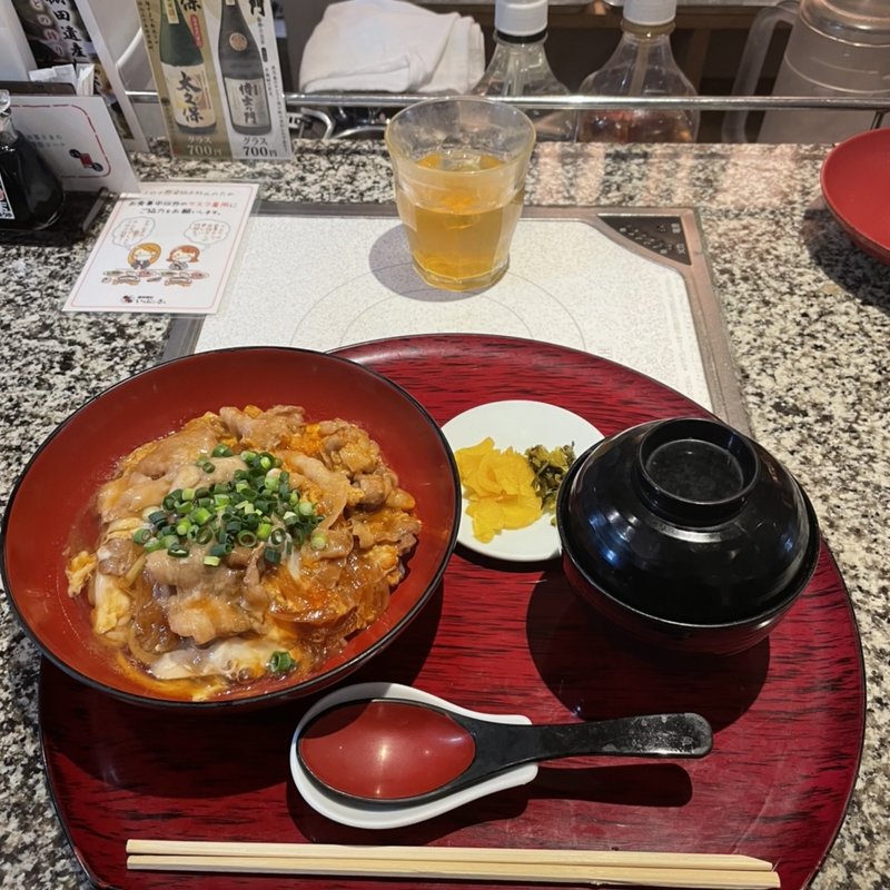 黒豚丼セット(遊食豚彩 いちにいさん 銀座店)