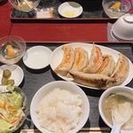 大餃子定食(サンコウエンチャイナ・カフェ アンド ダイニング （SANKOUEN CHINA CAFE & DINING）)