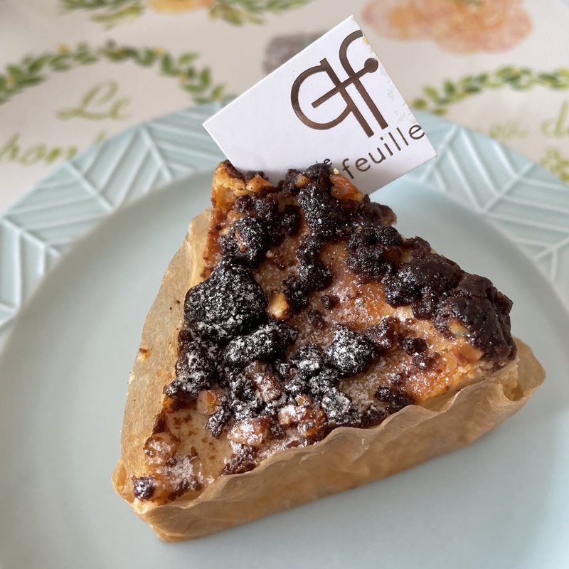 ほうじ茶クランブルバスクチーズケーキ(Basquecheese)