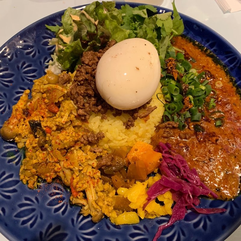 2種あいがけ 花椒/日替り(中華キーマきのこ)/サービス魯肉(BLUE  MOON OHMIYA)