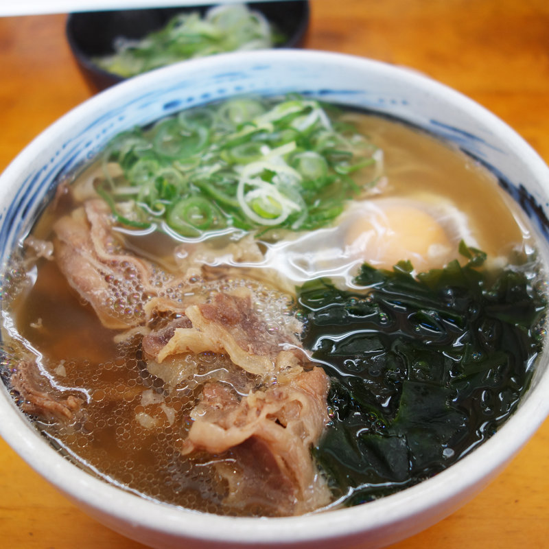 肉そば(天ぷらうどん)