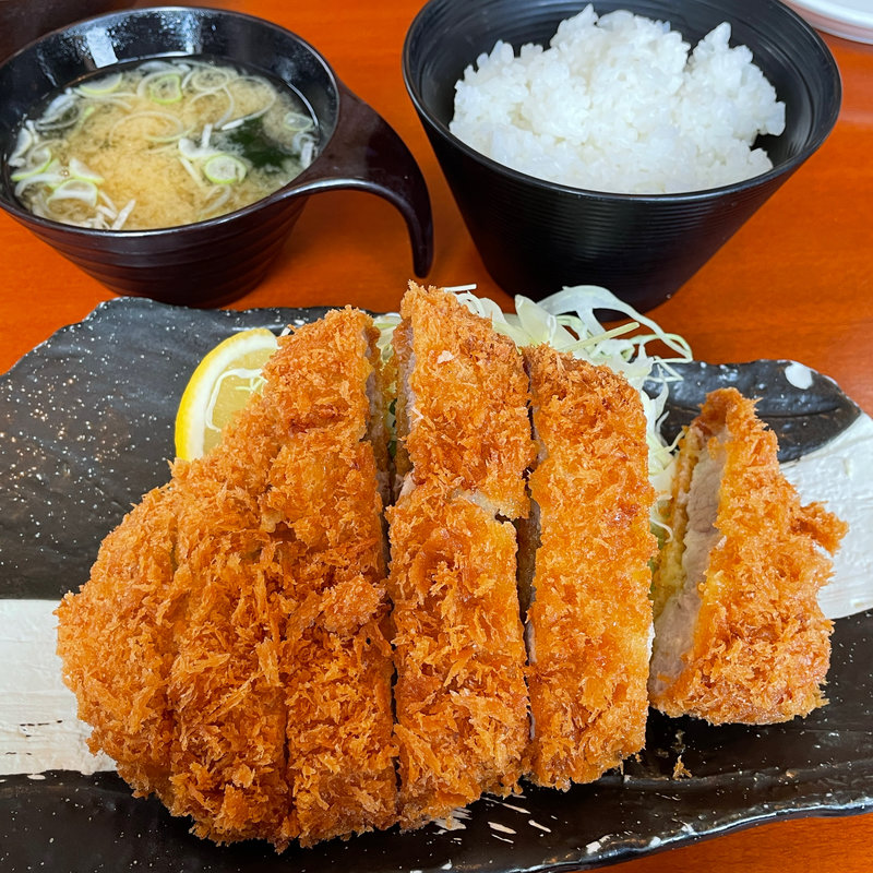 リブロースかつランチ(とんとこ豚)