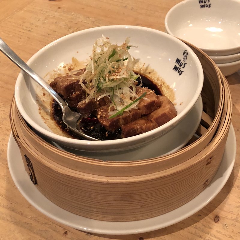 杜夢豚の豚バラ肉の角煮(ムスムス （MUSMUS）)