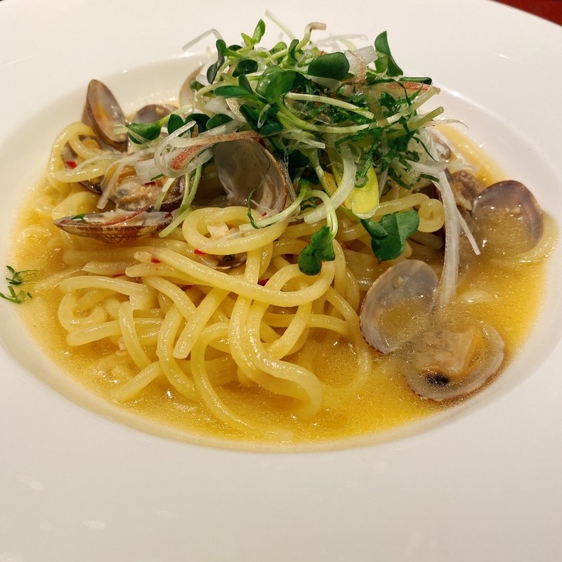 ボンゴレビアンコ(オステリア ハミングバード 本町店 （humming Bird）)