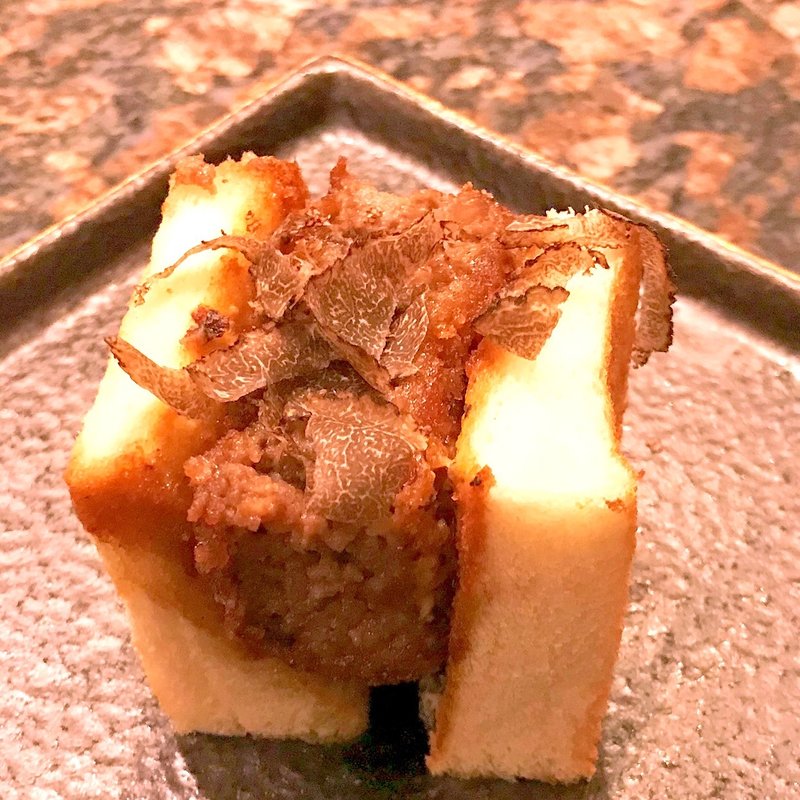 トリュフミンチカツサンド(銀座鉄板焼き　肉一凛宮)