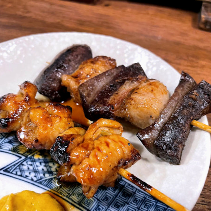 しろ（大腸）＆ちれ（脾臓） (もつ煮込み専門店 沼田 （もつにこみせんもんてん ぬまた）)