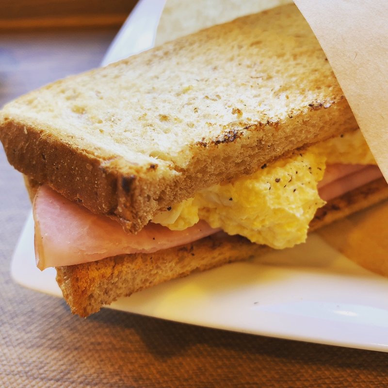 たまごハムサンドセット(MORIVA COFFEE 横浜山下町)
