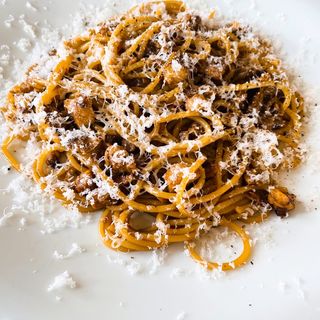 ツナとポルチーニのパスタ(イタリア料理 リピエーニ)
