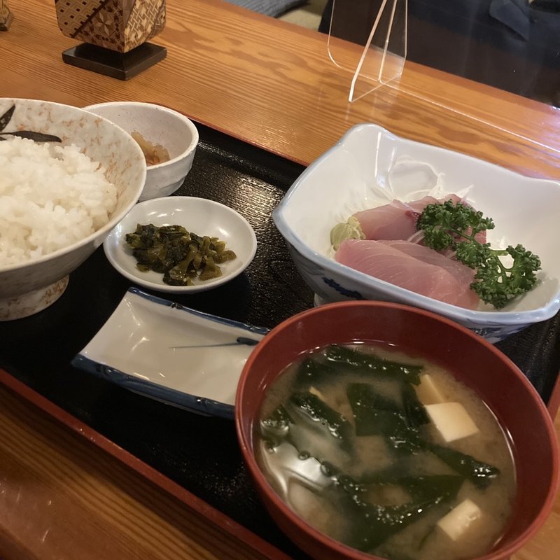 ぶり刺身定食(はせ部 )