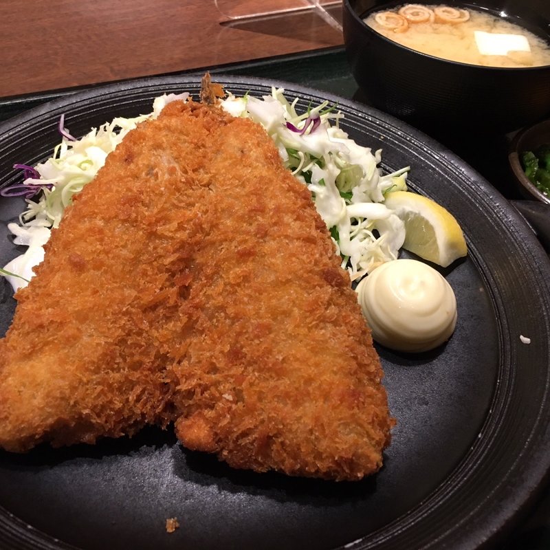 特大あじフライ定食(すみび和くら あまがさきキューズモール店)