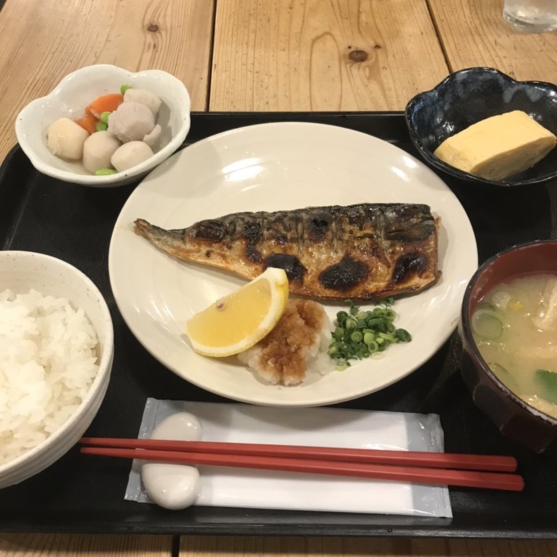 本日の塩焼き定食（サバ）(梅山鉄平食堂 )