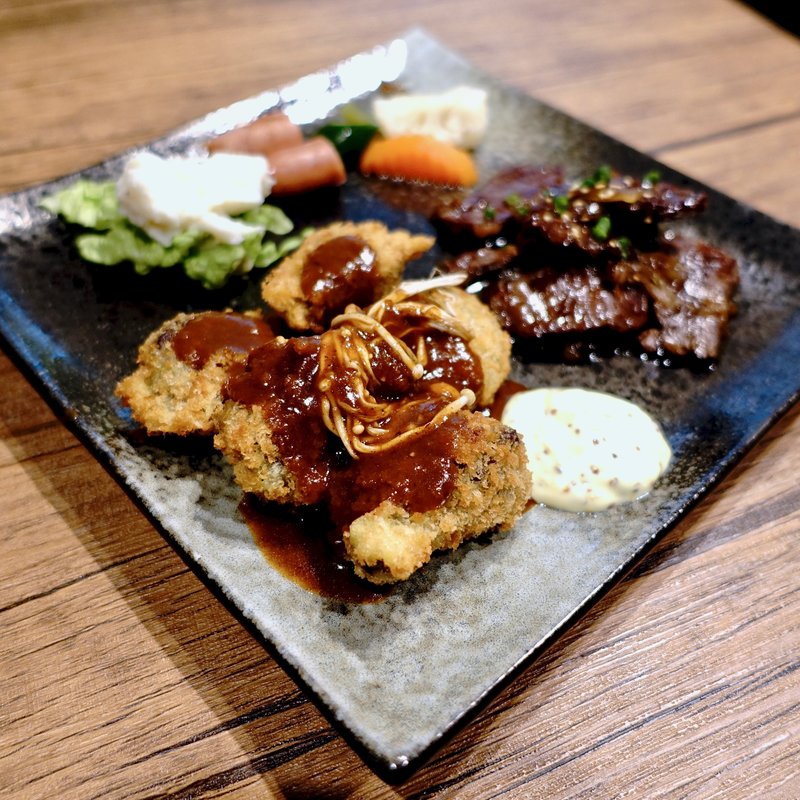 牛MIX定食（ハラミ＆ヘレカツ）(BEEF DISHES もう一兆)