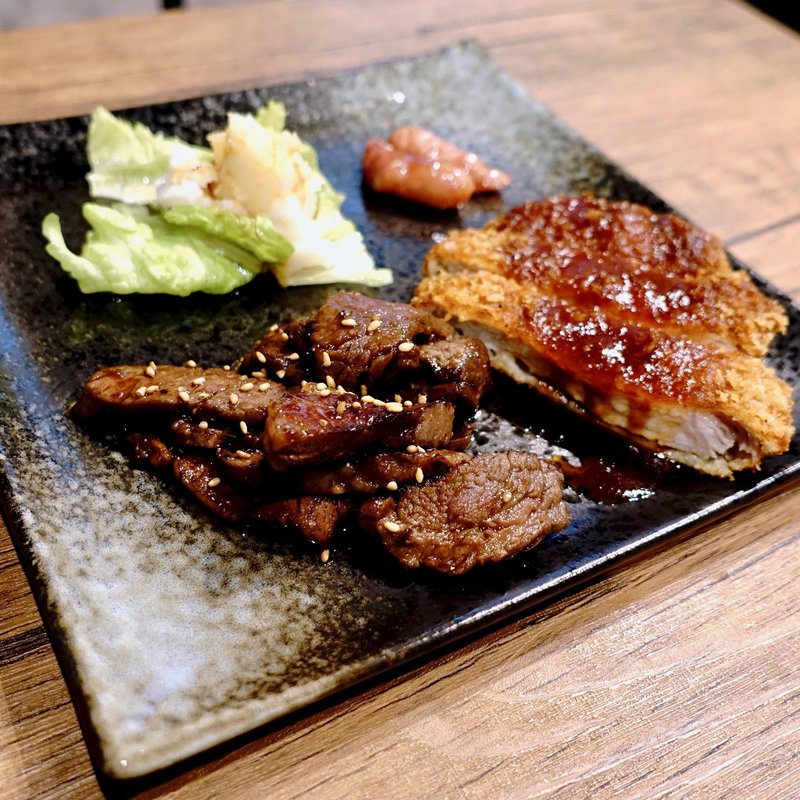 とんかつMIX定食（ハラミ）(BEEF DISHES もう一兆)