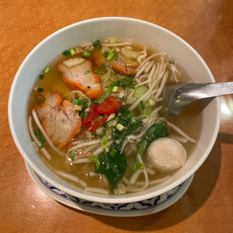 バミーナームムーデーン(チャオタイ 銀座店)