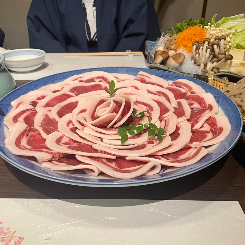 ぼたん鍋　小懐石(紅葉館 別庭 あざれ )