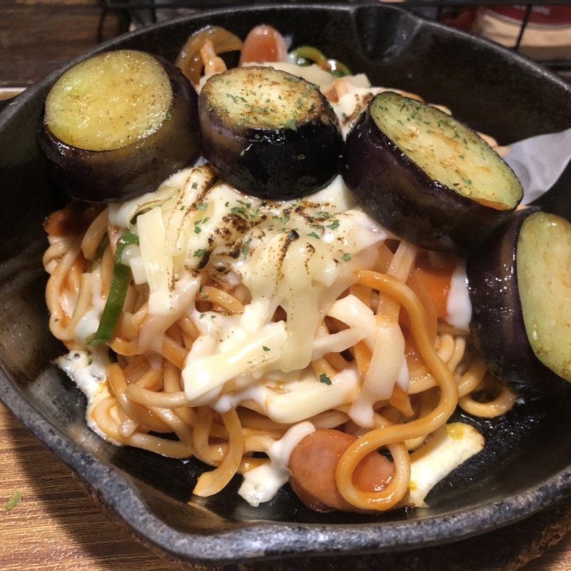 ナポリタン並盛り　ナス　焼きチーズトッピング(Banzai naporitan【ナポリタン専門店】)