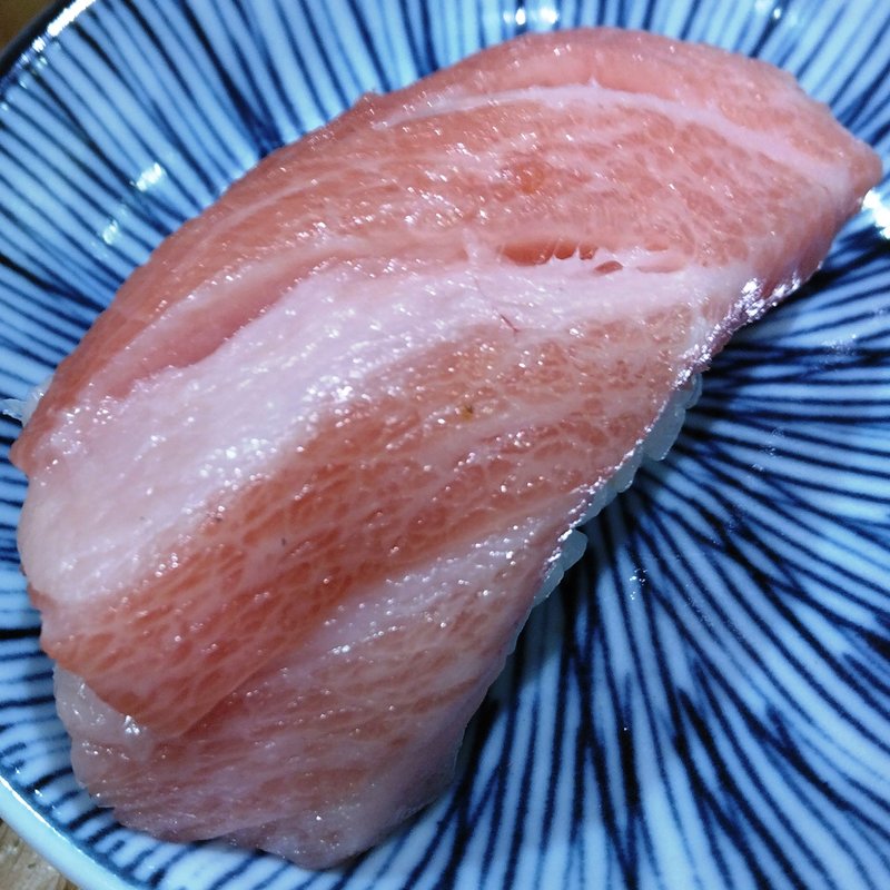 国産生本鮪 中トロ(根室花まる グランデュオ蒲田店)