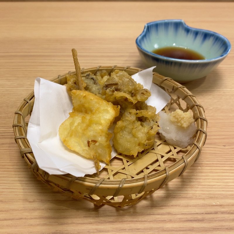 イカ、舞茸(鈴の屋 ミュープラット神宮前店)