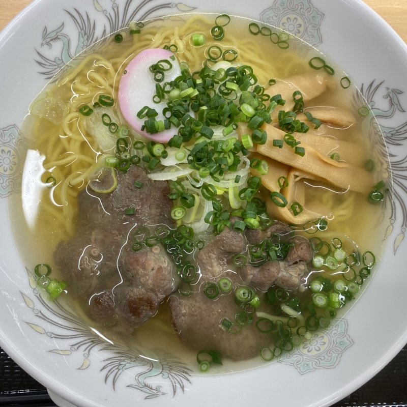 牛タンレモンラーメン(前沢サービスエリア（下り線）スナックコーナー )