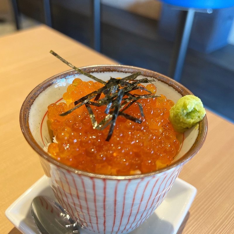 いくら丼(天ぷらとワイン小島 京都店)