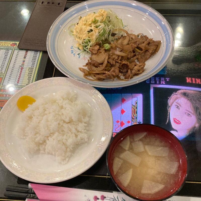 豚肉の生姜焼き(モナリザ)