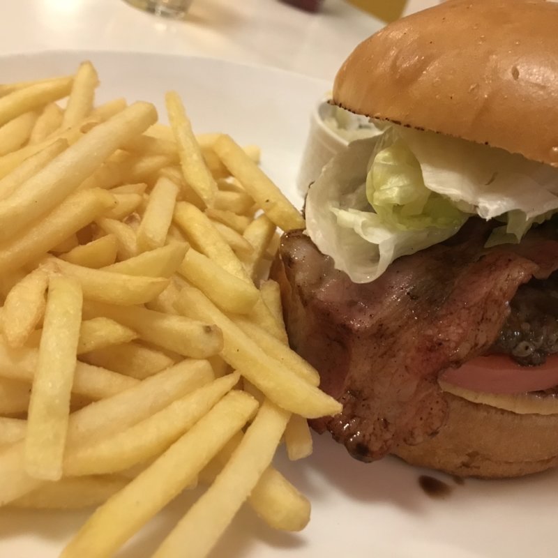 ＢＬＴバーガー(chorky's DINER （チョーキーズ ダイナー）)