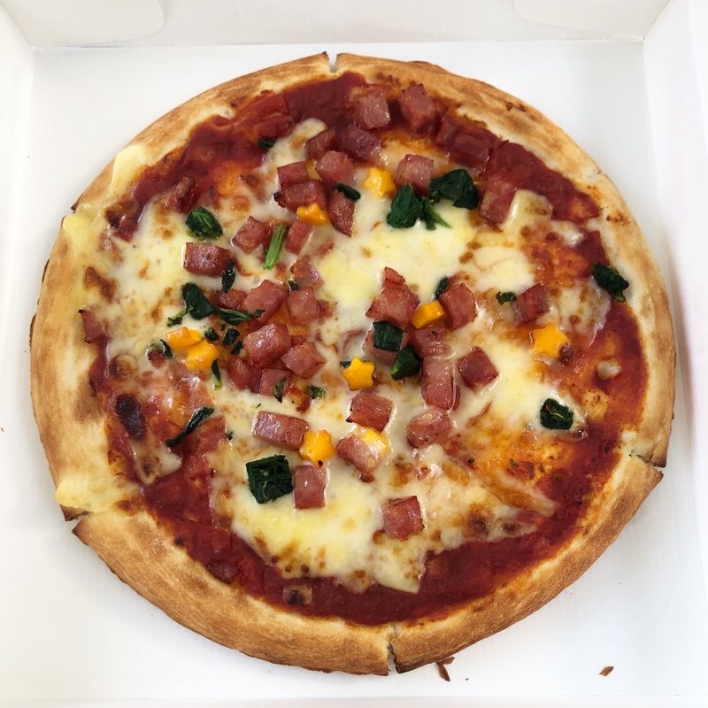 ソフトサラミソーセージのピザ(パン・ギャラティック・ピザポート)