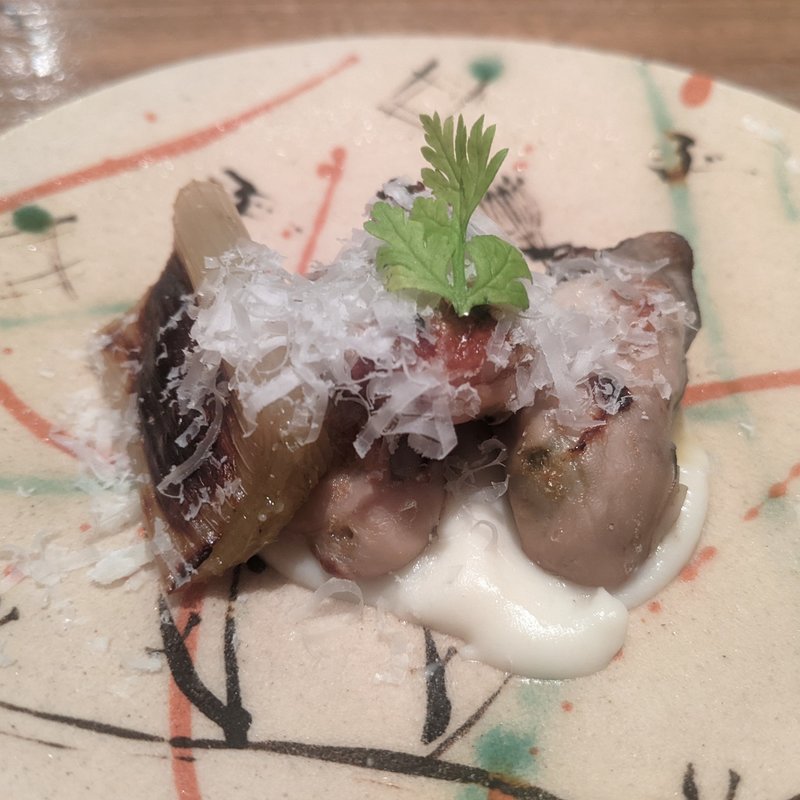 カキと千住葱のチーズ焼き(こへると)