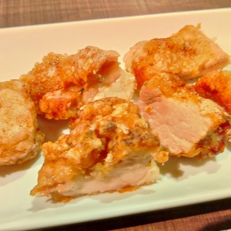 豚の唐揚げ(肉山 )