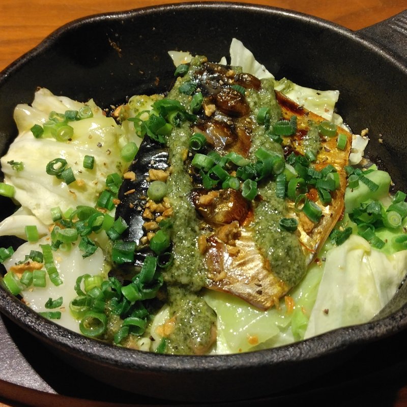塩サバとアンチョビキャベツのグリル(土間土間 川崎リバーク店)