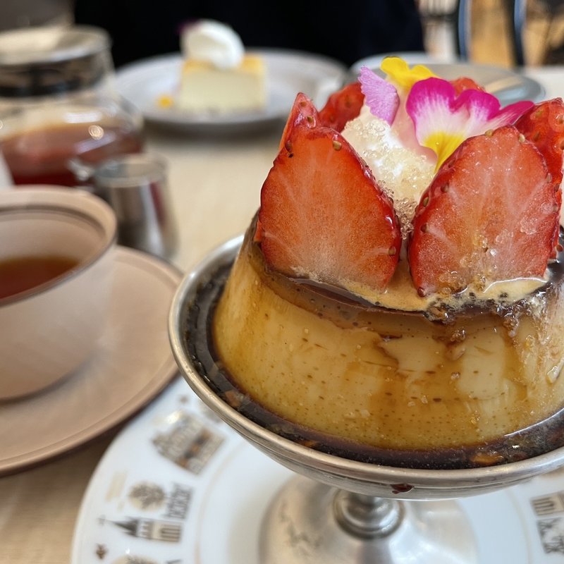 プリンいちごのせ(フロムトップ)