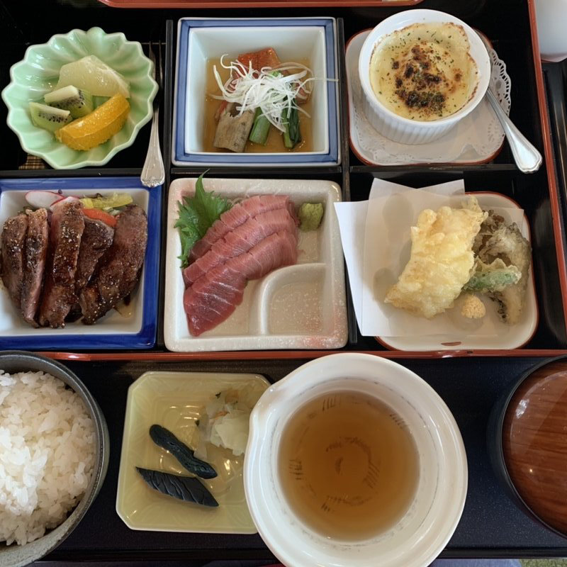 松花堂弁当(利府ゴルフ倶楽部 （利府ゴルフ倶楽部レストラン）)