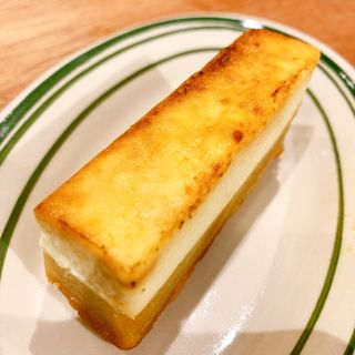 芋ようかんブリュレ〜チーズケーキ仕立て〜(大三萬年堂HANARE 渋谷東急フードショー店)