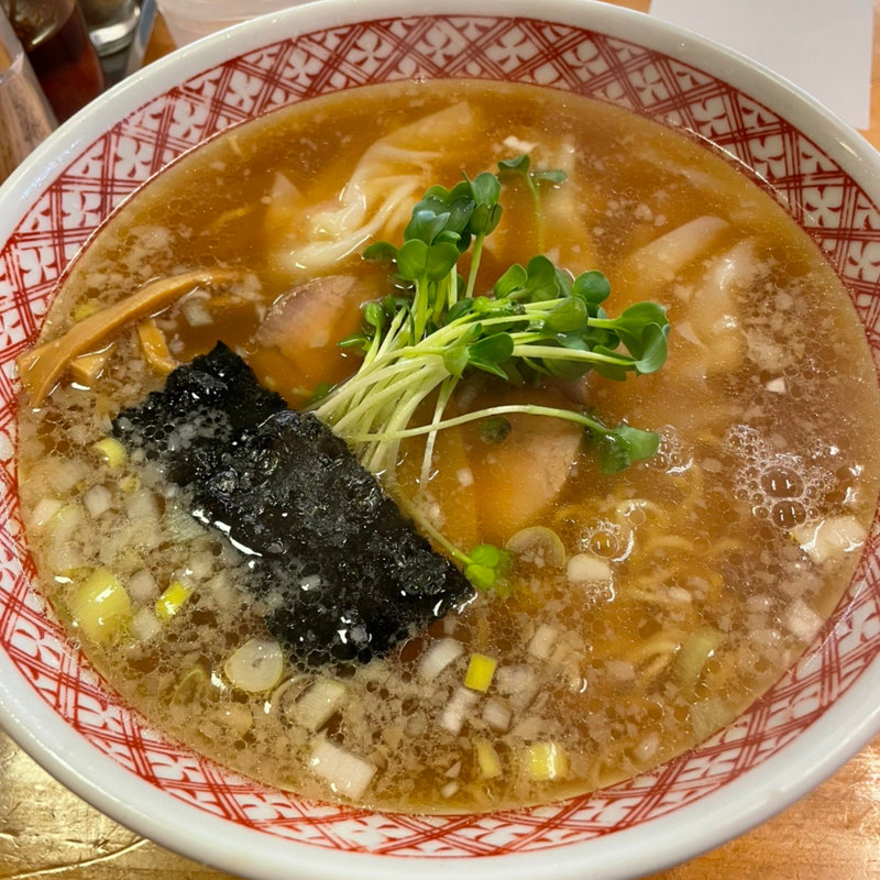 ワンタン支那そば(支那そば晴弘)