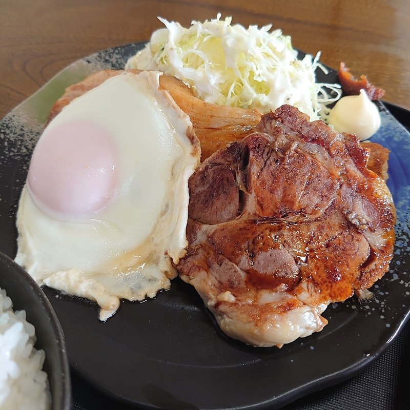 自家製チャーシュー定食(マルフク食堂)